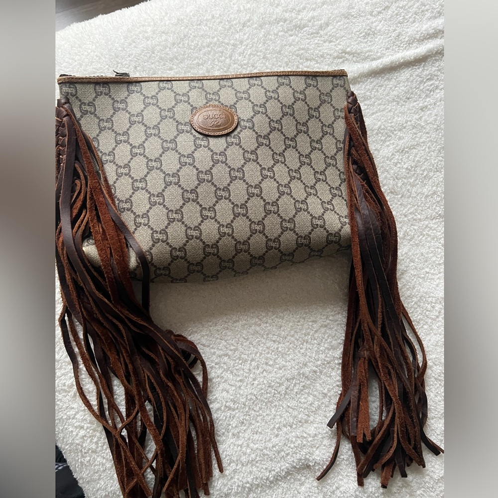 Vintage Gucci crossbody